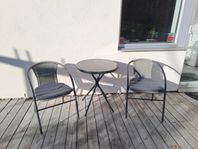 Cafebord med stolar