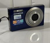 Olympus FE-5010 med tillbehör