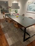 Matbord (stort) 