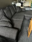 soffa fåtölj med pall takfläkt taklampa kamera stativ 