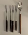 Serveringsbestick i teak 50-talet, teak & risfritt stål