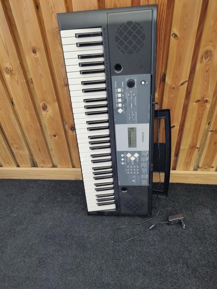 Yamaha YPT-230
