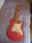 Fender Stratocaster Japan Hank Marvin signatur