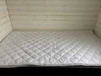 Resårmadrass 105 x 200