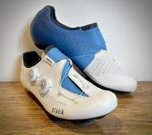 Fizik infinito R1 Movistar - cykelsko storlek 42.5