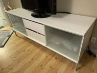 TV-bänk, skrivbord, vitrinskåp