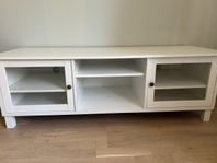 Tv-bänk