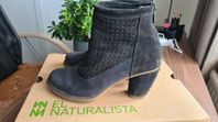 Leather boots from El Naturalista