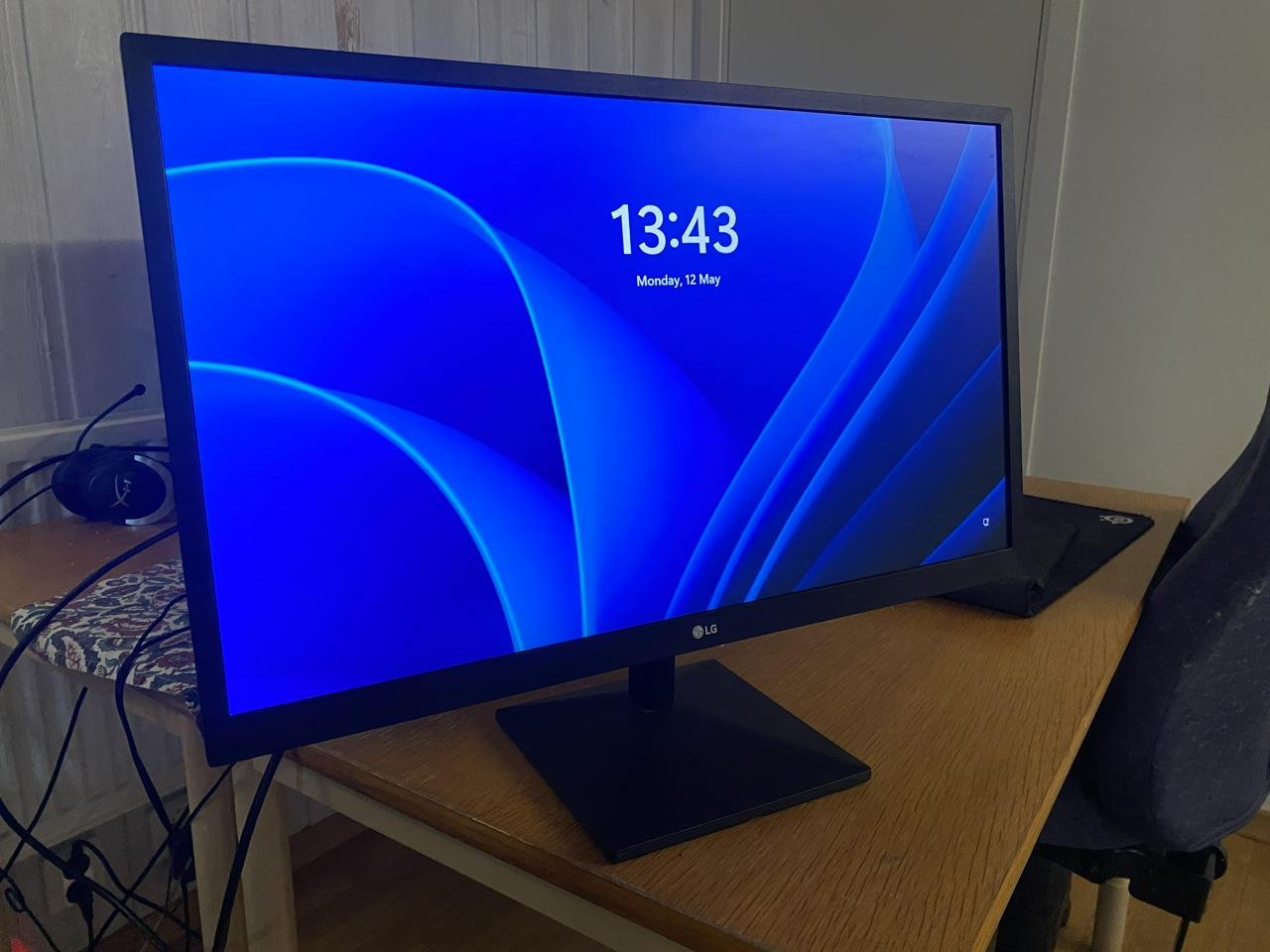 27” 1080p 60hz