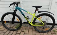 X-Caliber 9 29" blå/gul, ML
