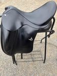 Bates Innova 16,5 dressyrsadel