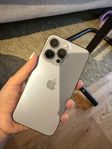 iPhone 13pro med extra skärmskydd