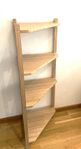 Ljus hörnhylla i bambu (Ikea Rågrund)
