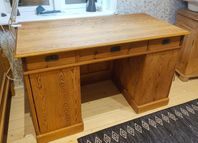 Skrivbord, kateder