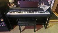 Yamaha CLP-625B elektroniskt piano + stol