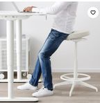Fin pall från IKEA höj- o sänkbar med vippfunktion