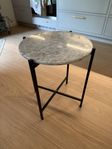 Sidobord marmor