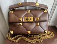 Valentino Garavani Roman Stud