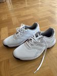 Adidas Traxion golfskor i nyskick!