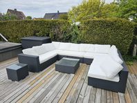Utemöbler - Soffa m bord och dynbox