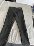 Levis jeans svarta 