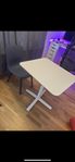 Matbord + 2 stol – stilren design, perfekt till liten yta
