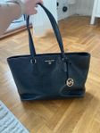 Michael Kors väska