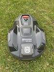 Husqvarna Automower 305E NERA Slinglös + referensstation