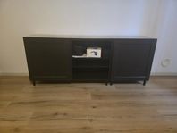 TV-bänk från IKEA