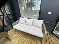 Loungesoffa 3 pers. och bord