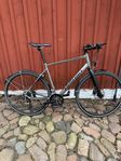 Nishiki Pace Hybrid med bra utrustning