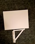 Väggmonterat klaffbord