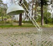 stor retro industri golvlampa vit