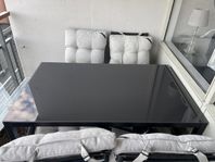 uteservering bord och stolar 
