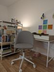 Home office set: Desk, shelf, chair 