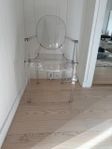 Plexiglasstol från Kartell