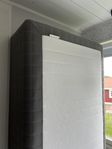 säng 90 cm