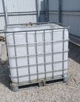 Vedbehållare /IBC 1 000 liter tank