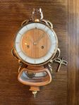 Junghans Väggur 1960- tal. Genfa modell, 1913- Jakaranes.