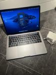 MacBook Pro 13” (2017) – Nyligen bytt batteri