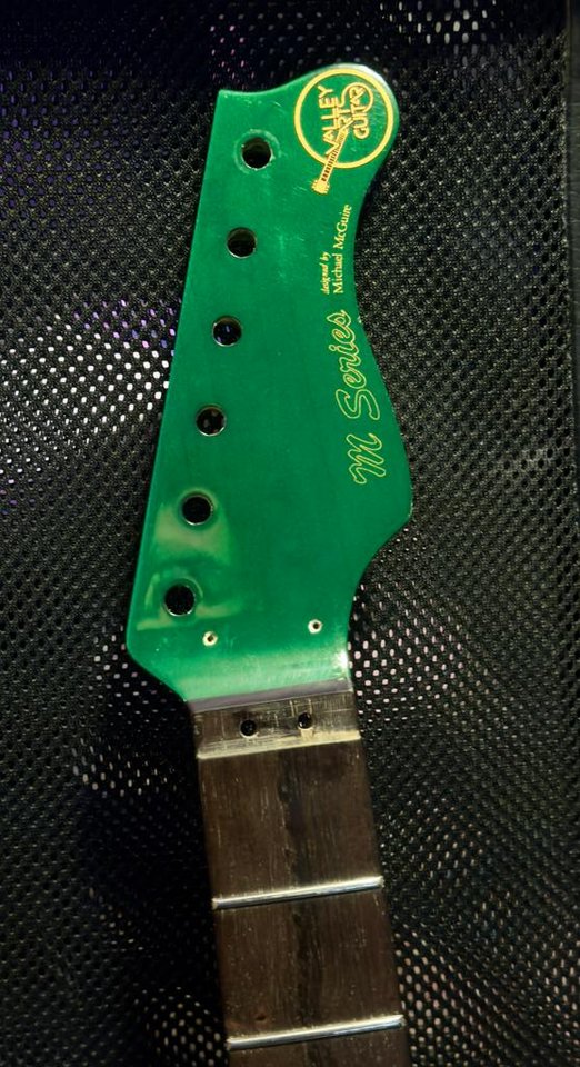 VALLEY ARTS gitarrhals