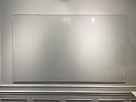 Två stora whiteboards – 121x200 cm – i fint skick