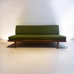 Minerva Sofa av Peter Hvidt & Orla Mølgaard ​​Nielsen 1