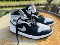 Nike Air Jordan Retro Grey