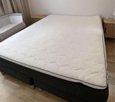 160 säng i bra skick