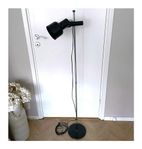 Snygg retro golvlampa Fagerhults belysning, svart silver