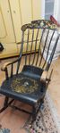 Gammal gungstol med patina