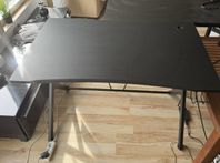 Gaming skrivbord