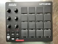 AKAI Professional MPD 218 USB midi controller/pads