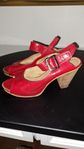 Spanska skinn pumps